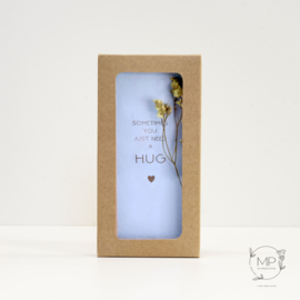 Driedflower box 'Sometimes you just need a hug' set van 2