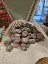 Grahns Supersalty hard pucks (250 gram)