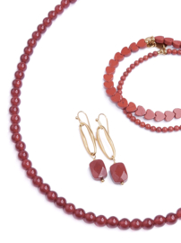 Oorbellen red jasper