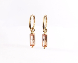 Oorbellen zirconia bar peach