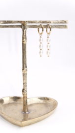 Oorbellen white pearls