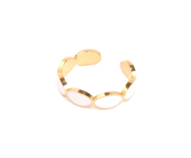 Ring white ovals
