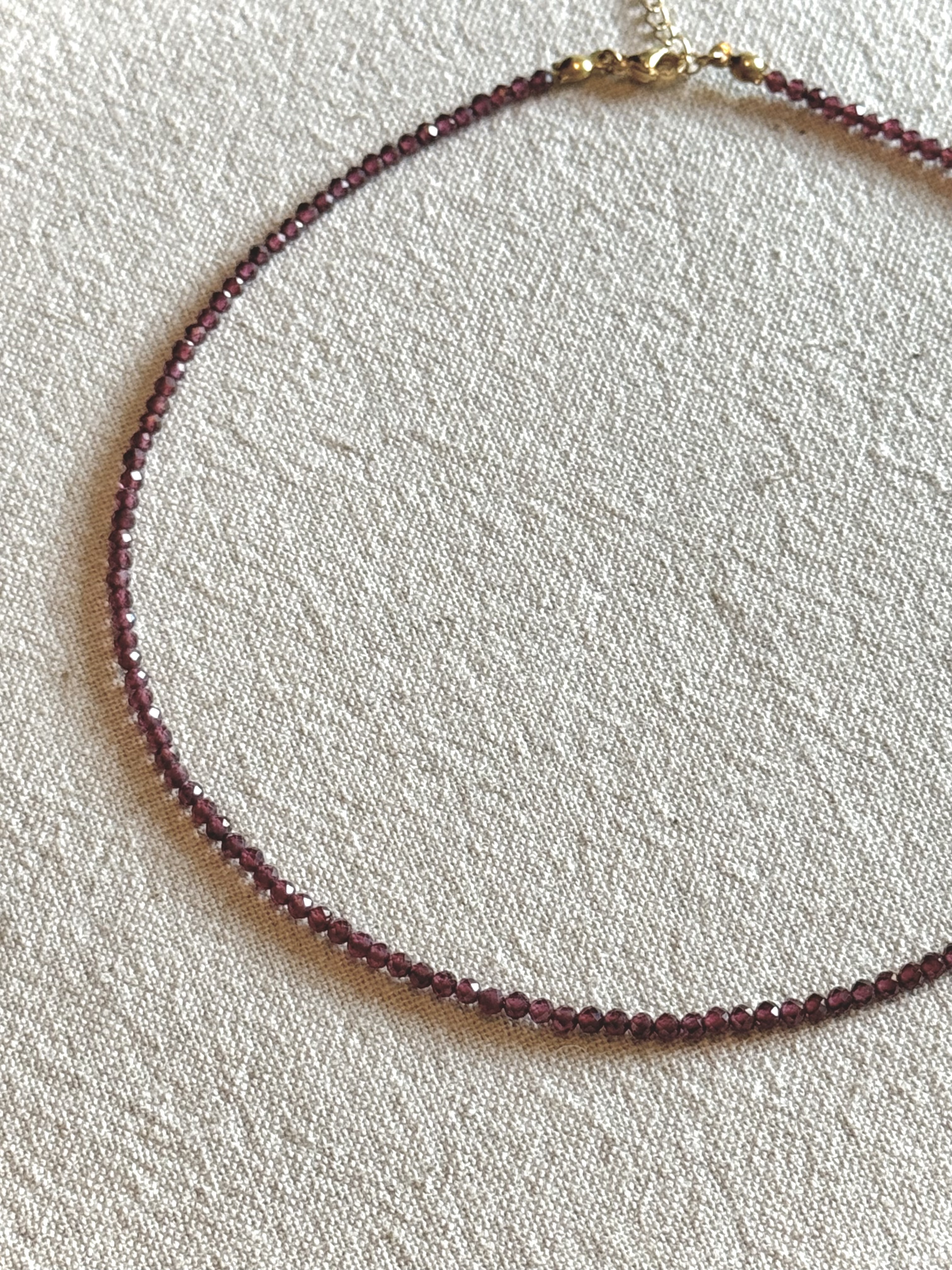 Ketting purple garnet