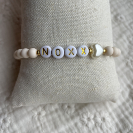Naam Armbandje Beige