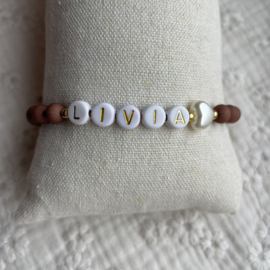 Naam Armbandje Bruin