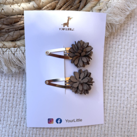 Flower brown