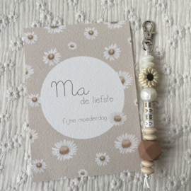 Moederdag sleutelhanger beige