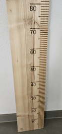 Groeimeter 200cm Steigerhout - Scheuren  in het hout en unieke kleur