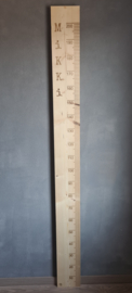 Groeimeter 200cm Steigerhout