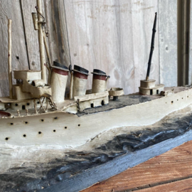 handmade french boat made of plaster