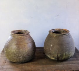 18e eeuwse olijfolie potten (groot)