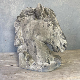 Polystone horse head