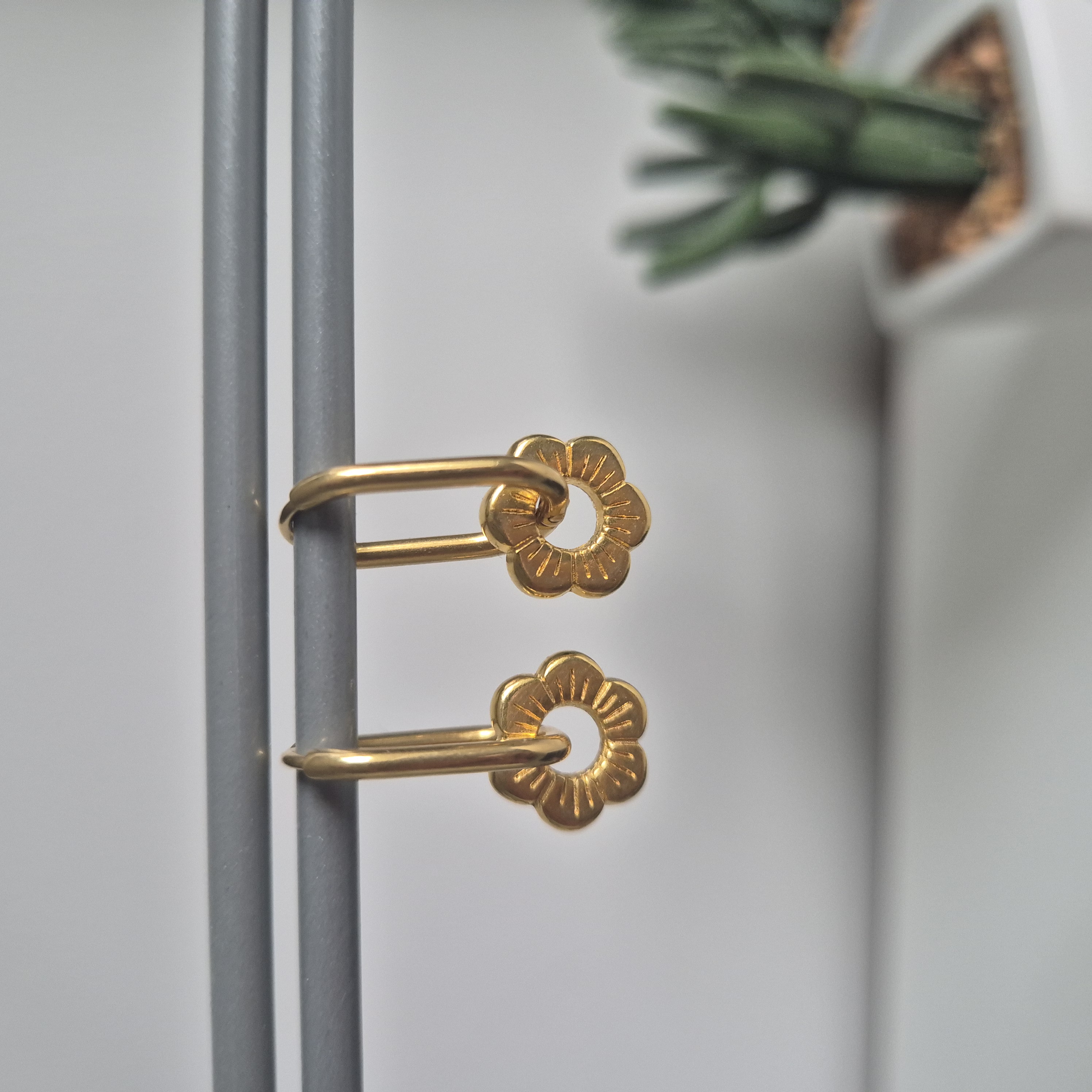 Oorbellen bloem Goud