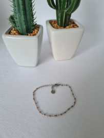 Armbandje bruin zilver