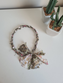 Bandana ketting Mosgroen