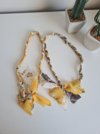 Bandana ketting Geel-Bruin