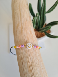 Armbandje smiley kleur