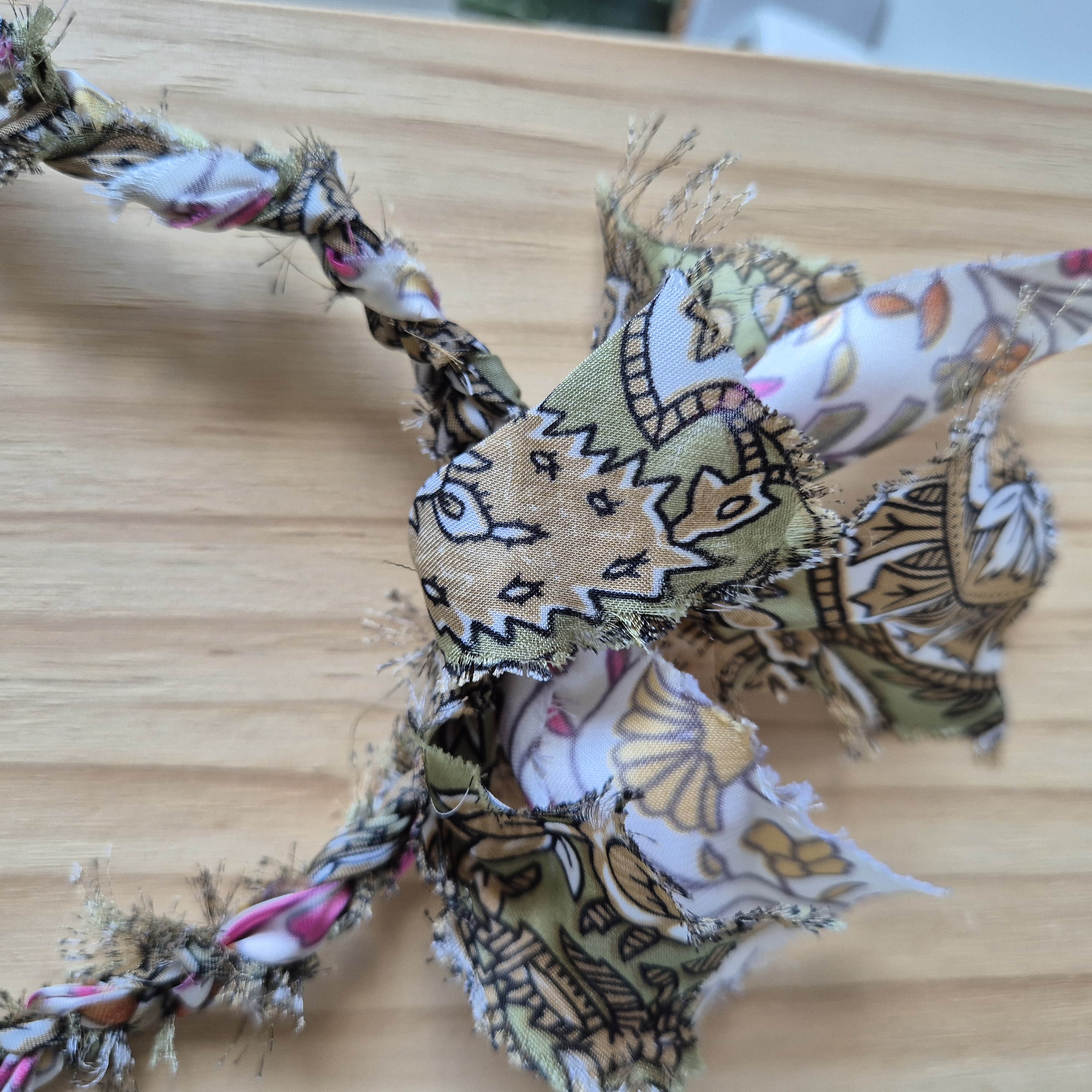 Bandana ketting Mosgroen