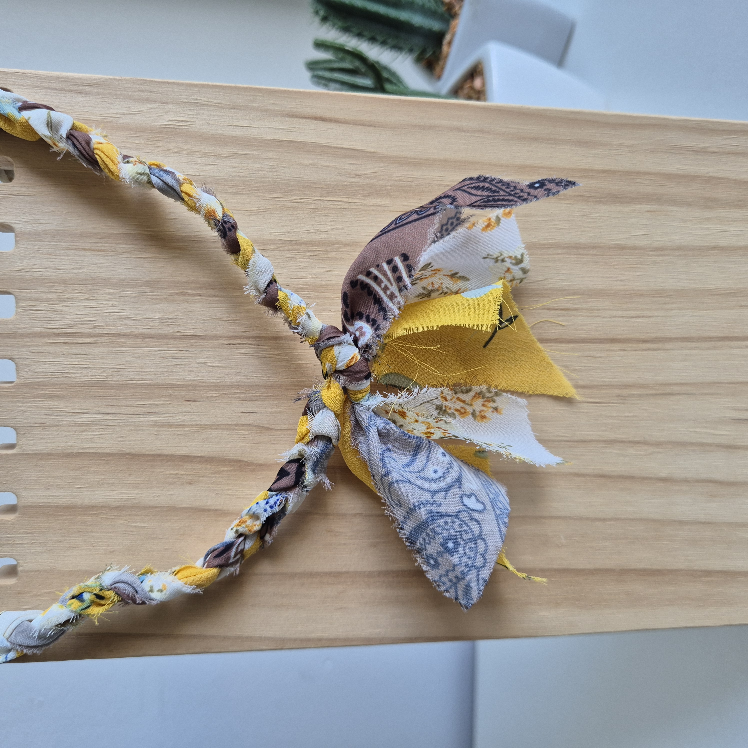 Bandana ketting Geel-Bruin