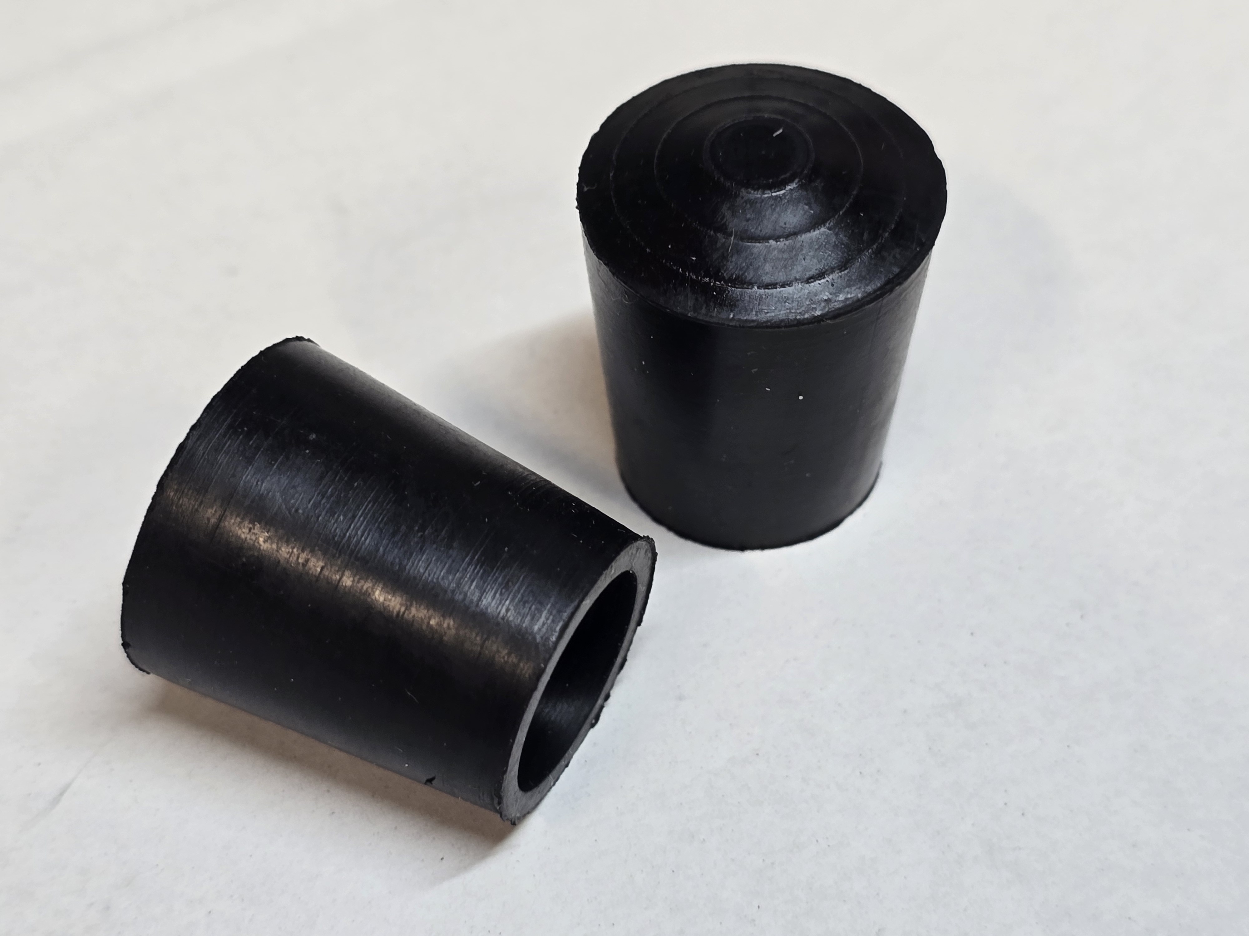 Karo dop14 mm  voor houten wandelstokken  [ 2 stuks ]