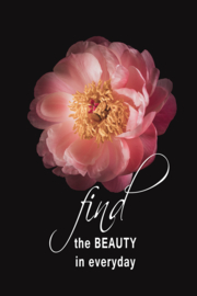 Pioenroos en Find beauty op canvas