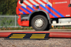 Slangbrug Heavy Duty volrubber met reflectiestrepen Type XL