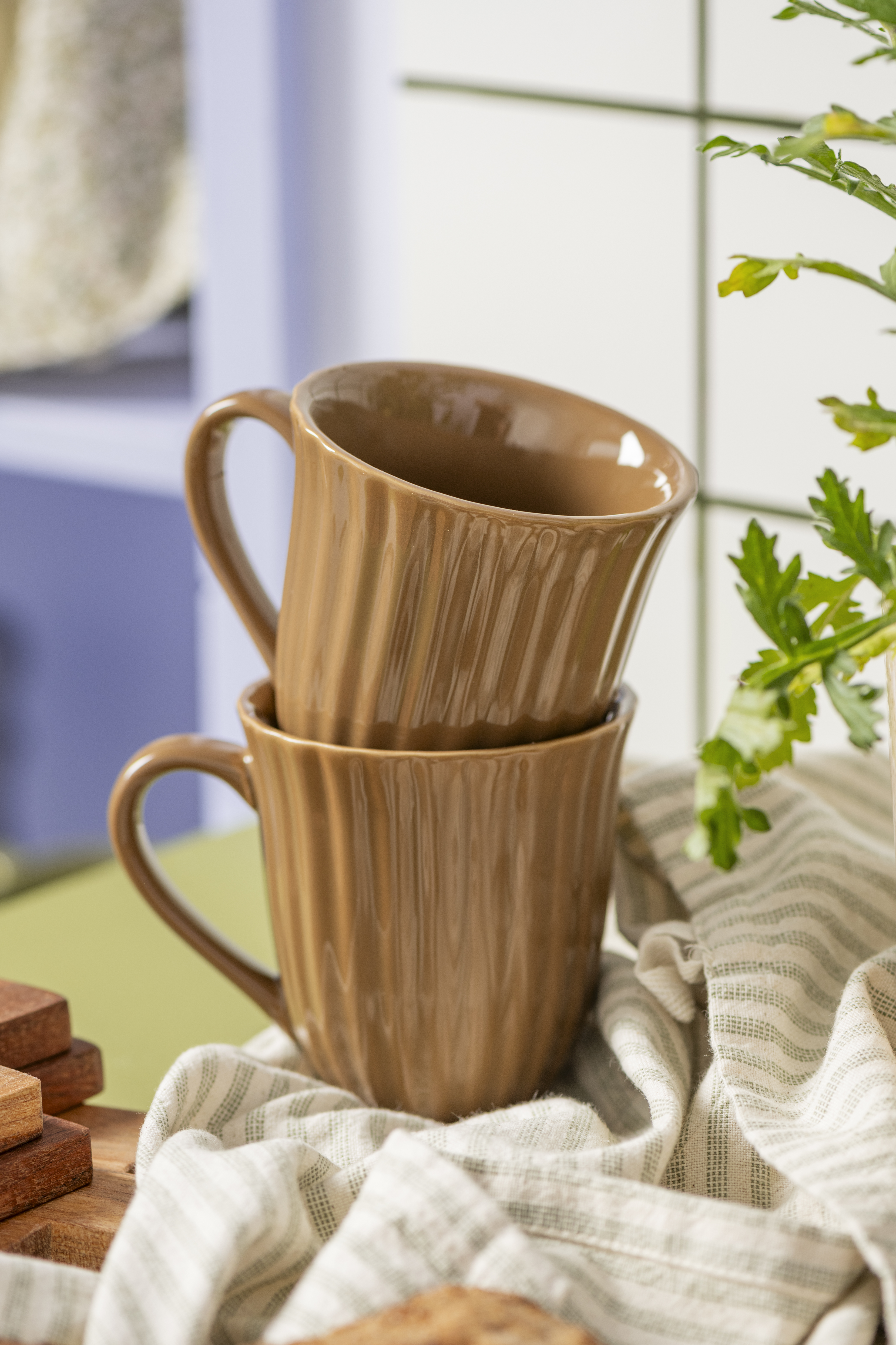 Mok met groeven hoog Hazelnut | IB Laursen