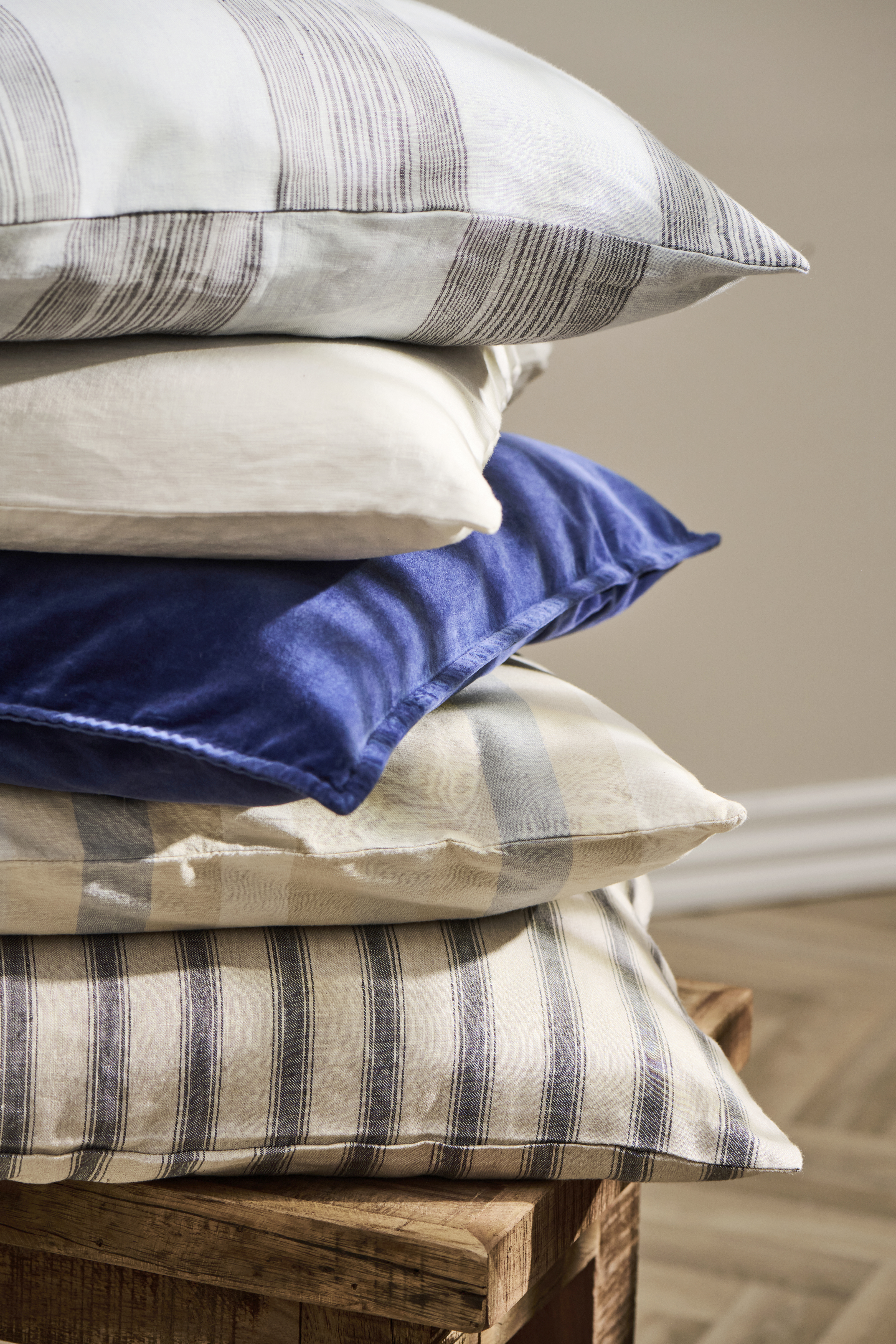Kussenhoes | Naturel met wit en blauw gestreept | IB Laursen