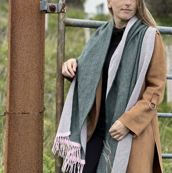 Cashmere lambswool wraps 45x203  cm