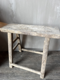 Uniek houten krukje recht nr.4