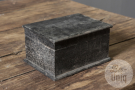 Stoer kistje black vintage