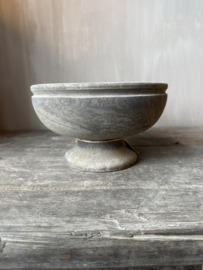 Houten schaal op voet Lestari