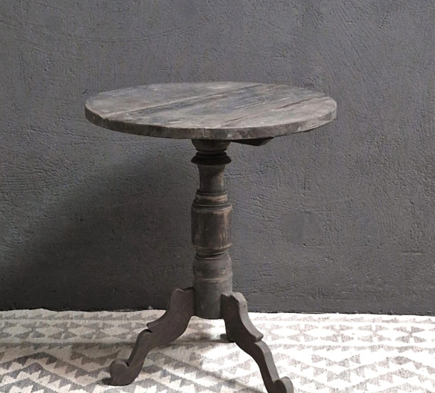 Luksa wijntafel Bas
