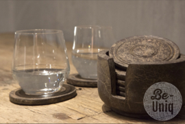 Onderzetters in houder grey finish