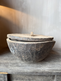 Unieke houten bak met deksel L nr.1