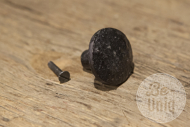Smeedijzeren knoppen nr.4