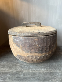 Unieke houten bak met deksel M nr.1