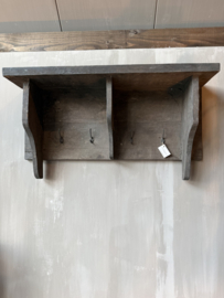 Aura Peeperkorn old farm kapstok