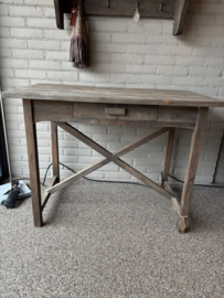 Aura Peeperkorn bureau kruis kleine lade