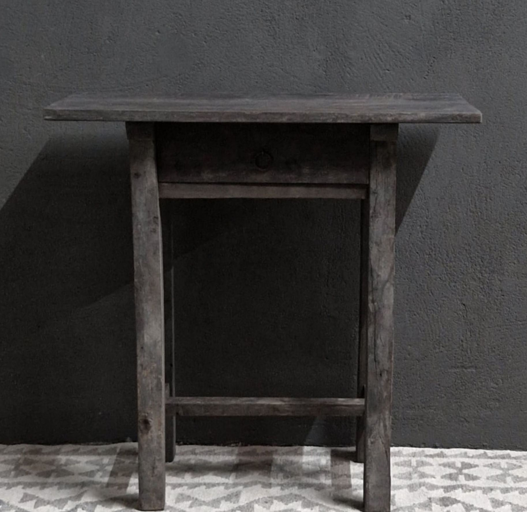 Luksa wandtafel Babet 1lade