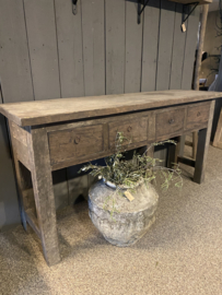 Old barn side table met lades