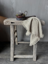 Uniek houten krukje recht nr.2