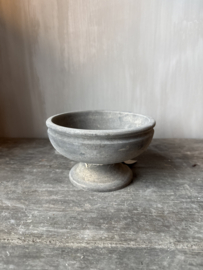 Houten schaal op voet Mawar