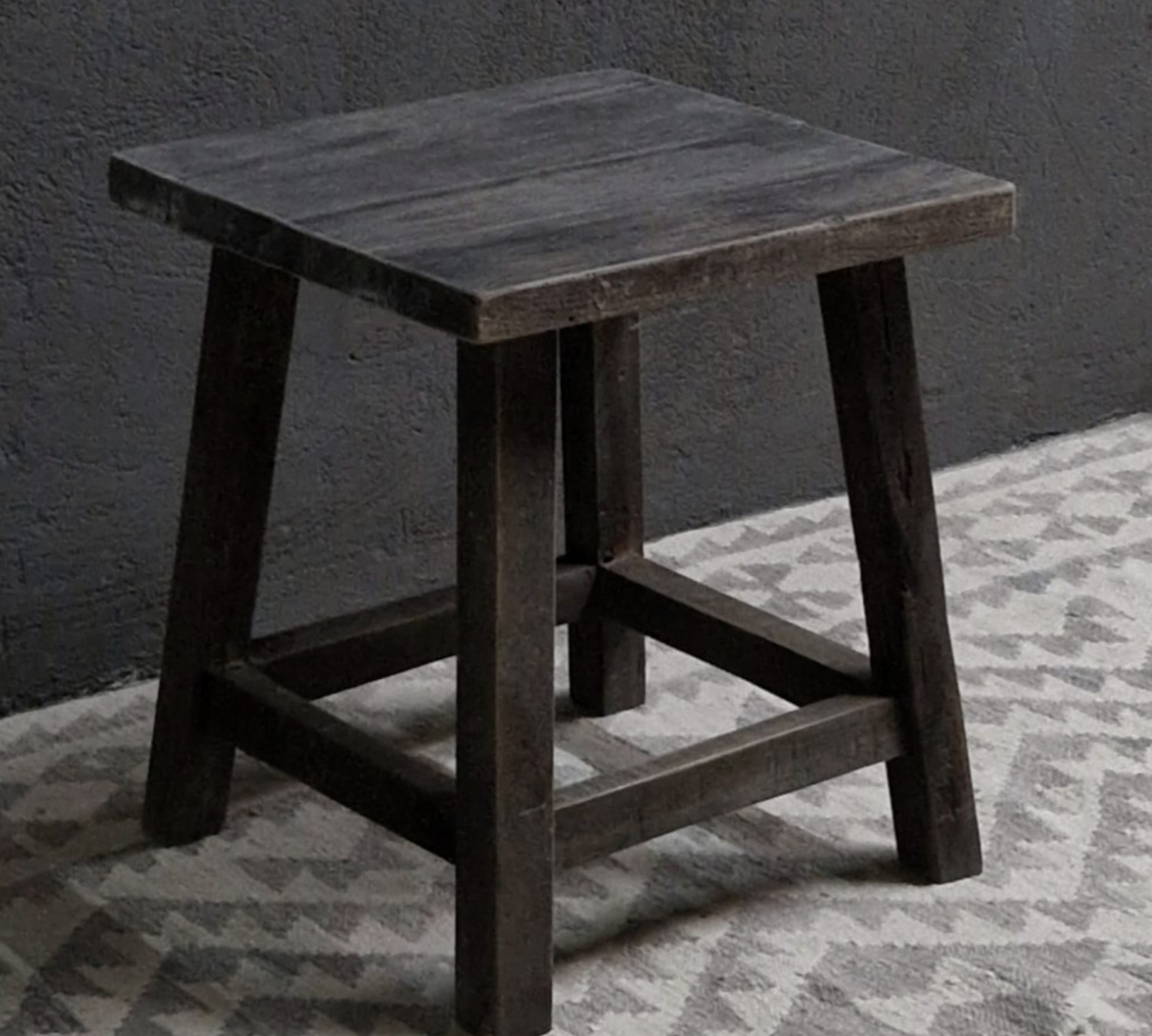 Luksa bijzettafel Byorick