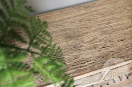 Capital sidetable nice