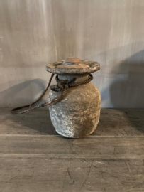 Nepalese houten kruik met deksel nr.101