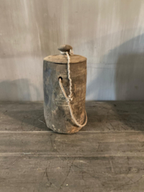 Nepalese houten kruik met deksel nr.96