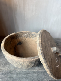 Unieke houten bak met deksel M nr.4