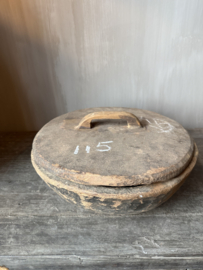 Unieke houten bak met deksel M nr.5