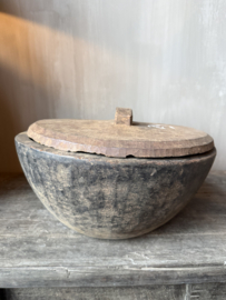 Unieke houten bak met deksel L nr.2